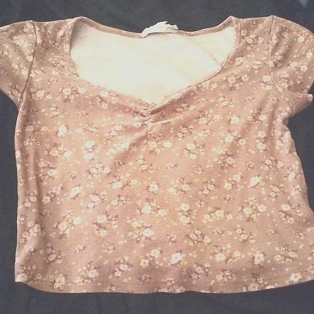 Hippie Rose Cropped Tee